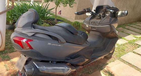 SUZUKI BURGMAN 650 